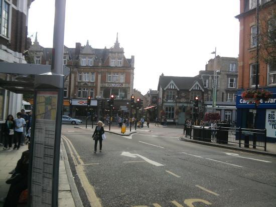 Borough londonien d'Ealing